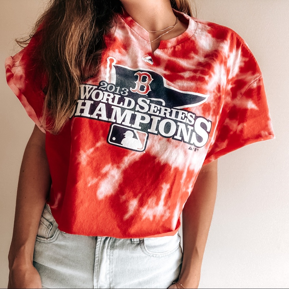 ❗️SOLD❗️Red 2013 Red Sox World Series Champs Crop